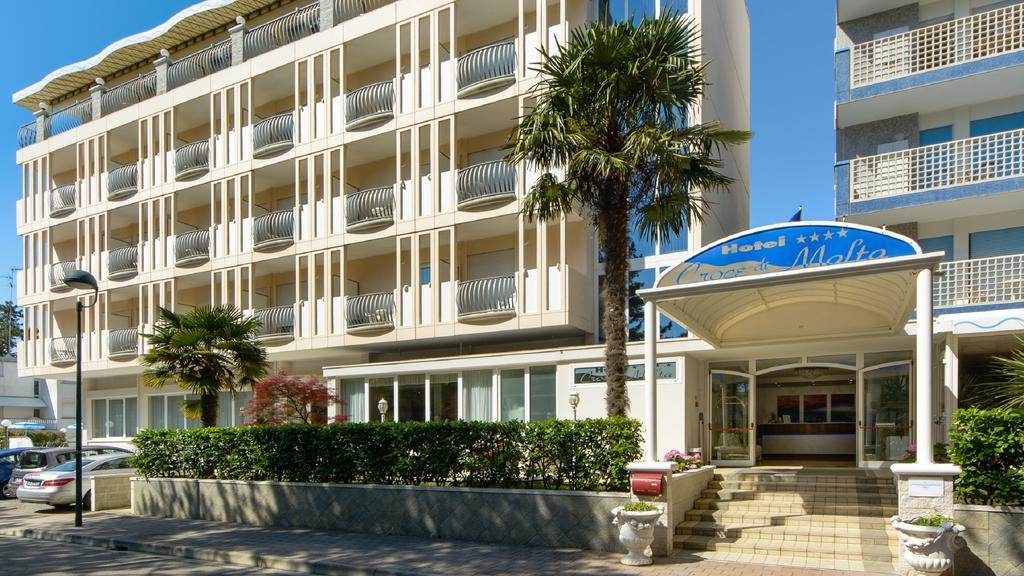 Hotel Croce Di Malta Lignano Sabbiadoro Buitenkant foto